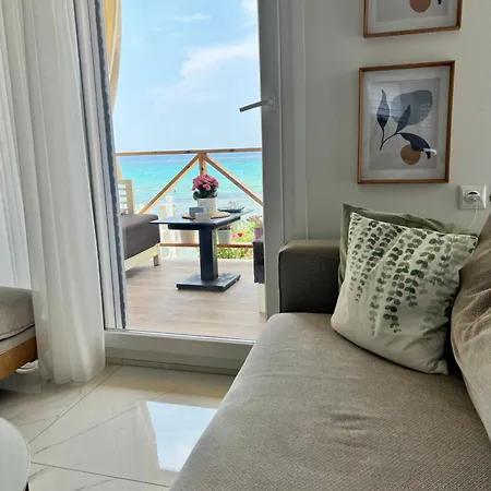 Villa Beachfront Athina *