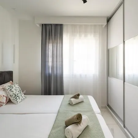 Beachfront Athina Villa *