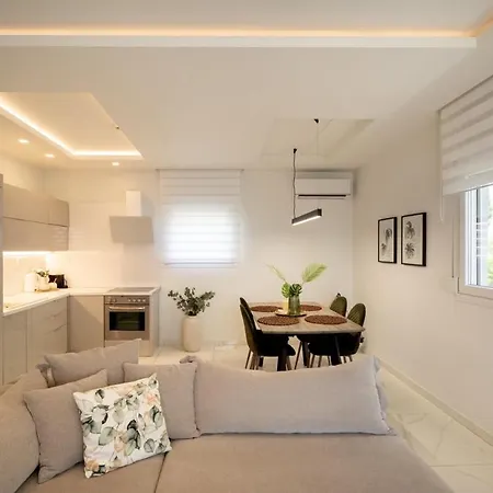 Villa Beachfront Athina