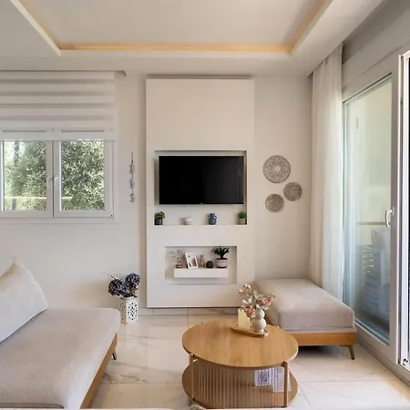 Beachfront Athina Villa Vergia