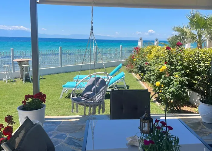 Villa Beachfront Athina *