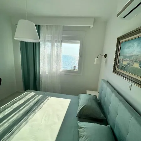 Villa Beachfront Athina Vergia