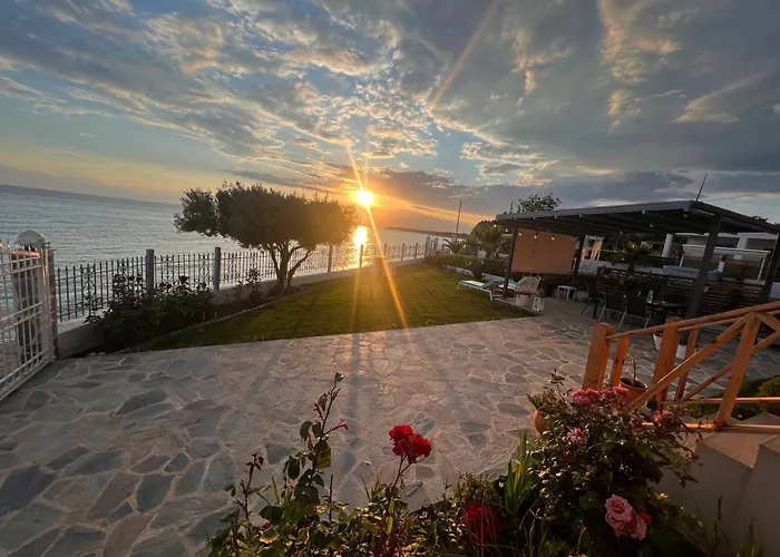 Vila Beachfront Athina